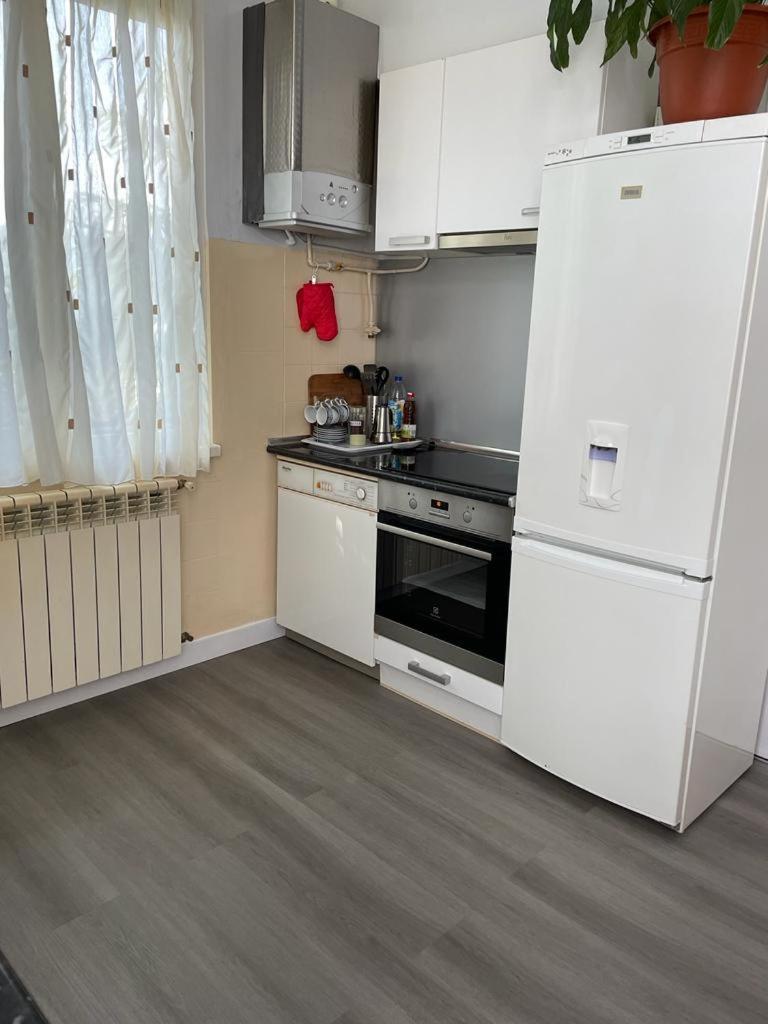 Habitaciones Privadas En Hendaye "Daniela", A 5 Minutes De La Gare D'Hendaye Et Euskotren, Wi-Fi ภายนอก รูปภาพ